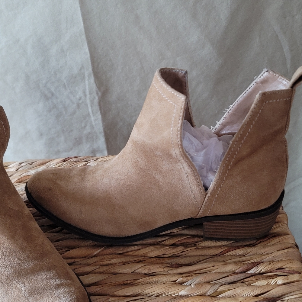 Tan Suede Ankle Boots with Elastic Panels - Picture 5 of 6